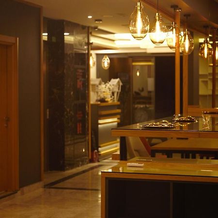 Random Suit Otel อิสตันบูล ภายนอก รูปภาพ