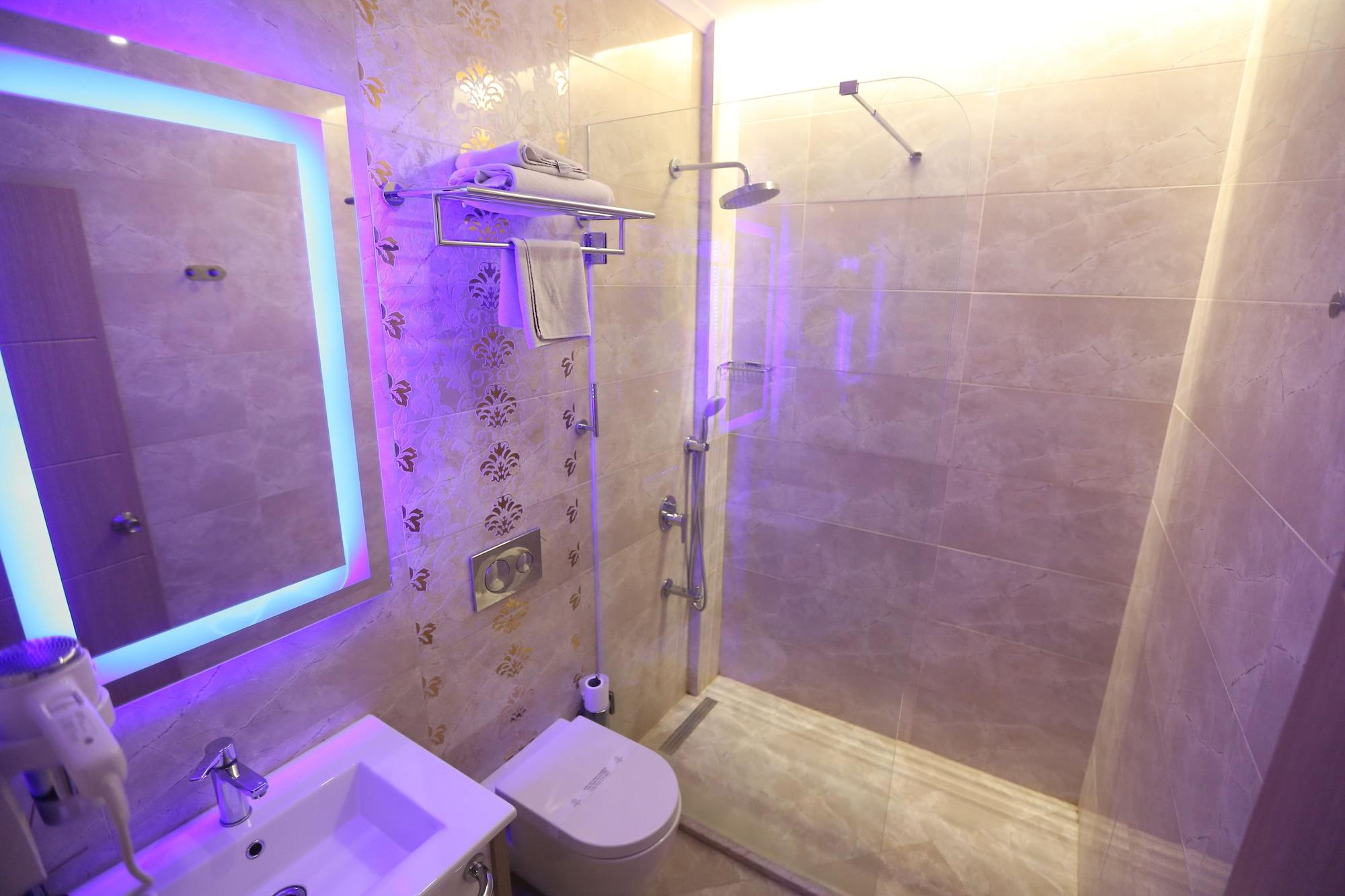 Random Suit Otel อิสตันบูล ภายนอก รูปภาพ