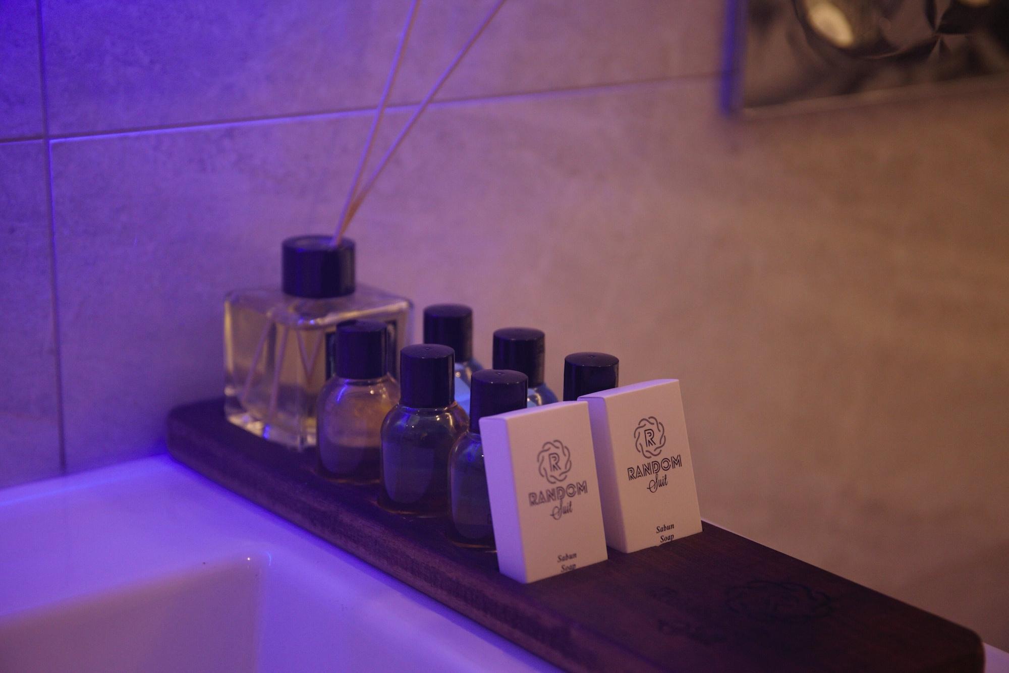 Random Suit Otel อิสตันบูล ภายนอก รูปภาพ